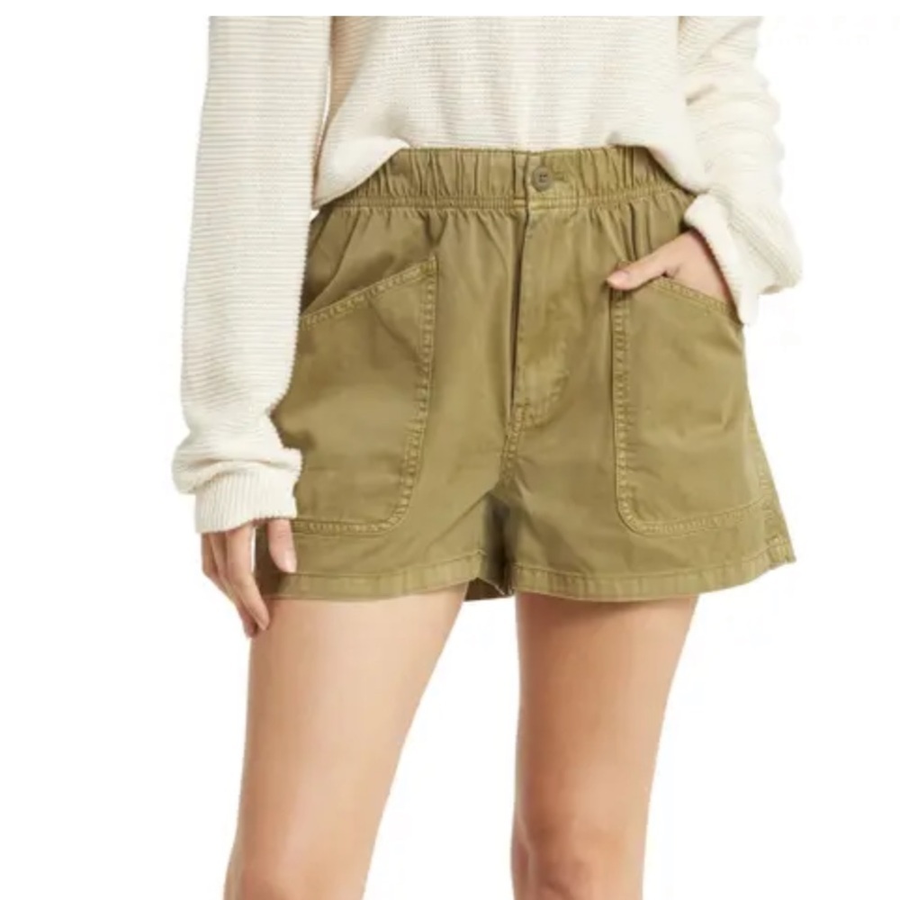Madewell Olive Cargo Shorts for Women. Size 23. Style ND666